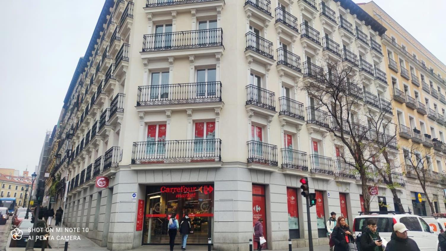 Alojamiento Central Madrid Exterior photo